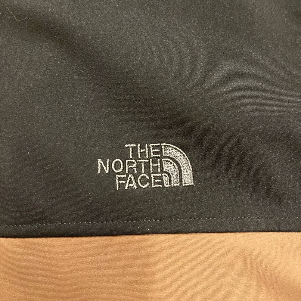 Mens large northface rain jacket